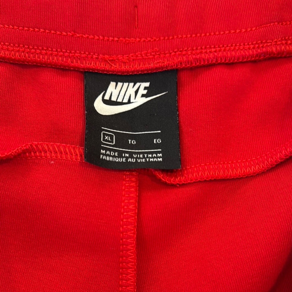 Nike Red Jogger Pants Men’s size XL - Picture 6 of 8